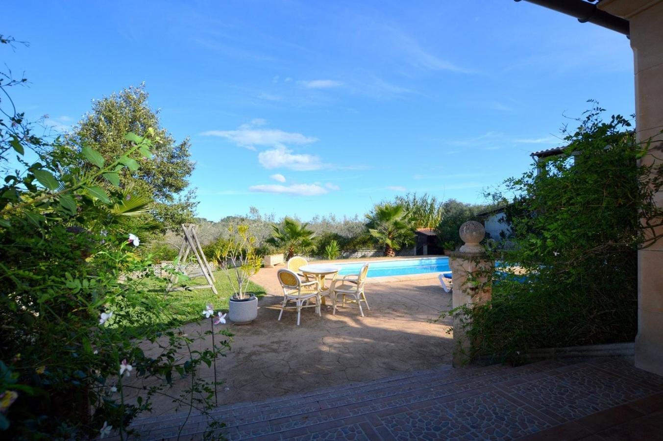 Finca Con Piscina Es Blanquer Pensionat Eksteriør billede